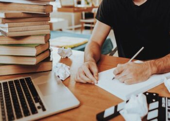 53. Pack: Redacción de Guiones para Medios Digitales